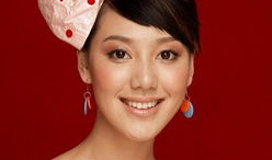 王冠简历个人资料,才华横溢的职场精英，简历彰显卓越实力