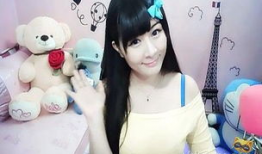 骚胸美女主播视频