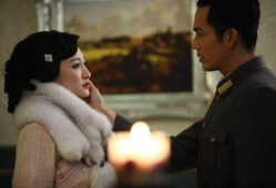 来不及说爱你花絮,幕后温情瞬间，揭秘甜蜜花絮