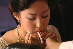 明星抽烟生活照